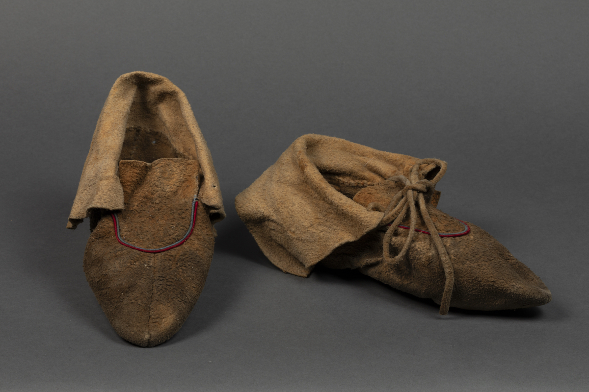 moccasin