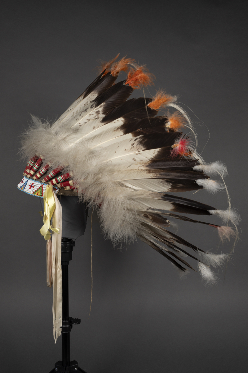 head dress
headdress