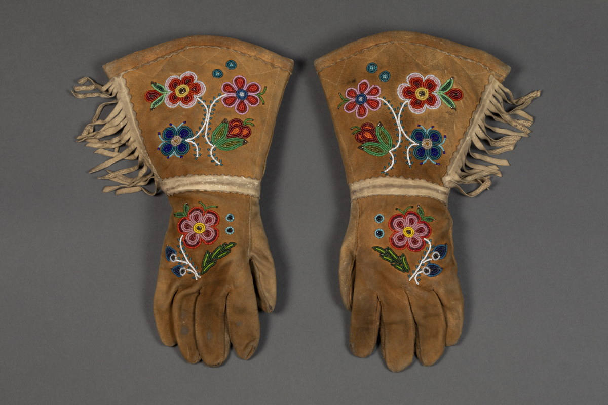 Glove gloves gauntlet gauntlets