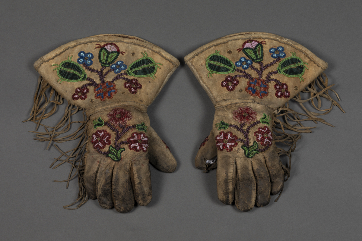 gauntlet  glove