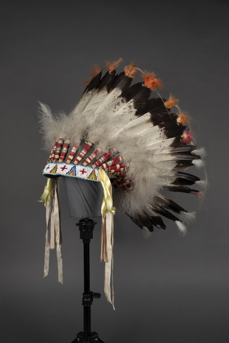 head dress
headdress