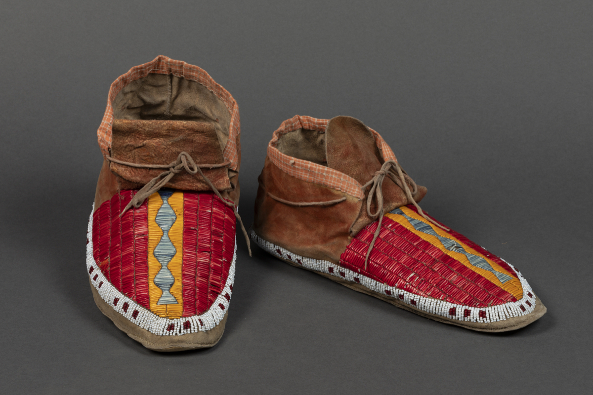 moccasin  quillwork