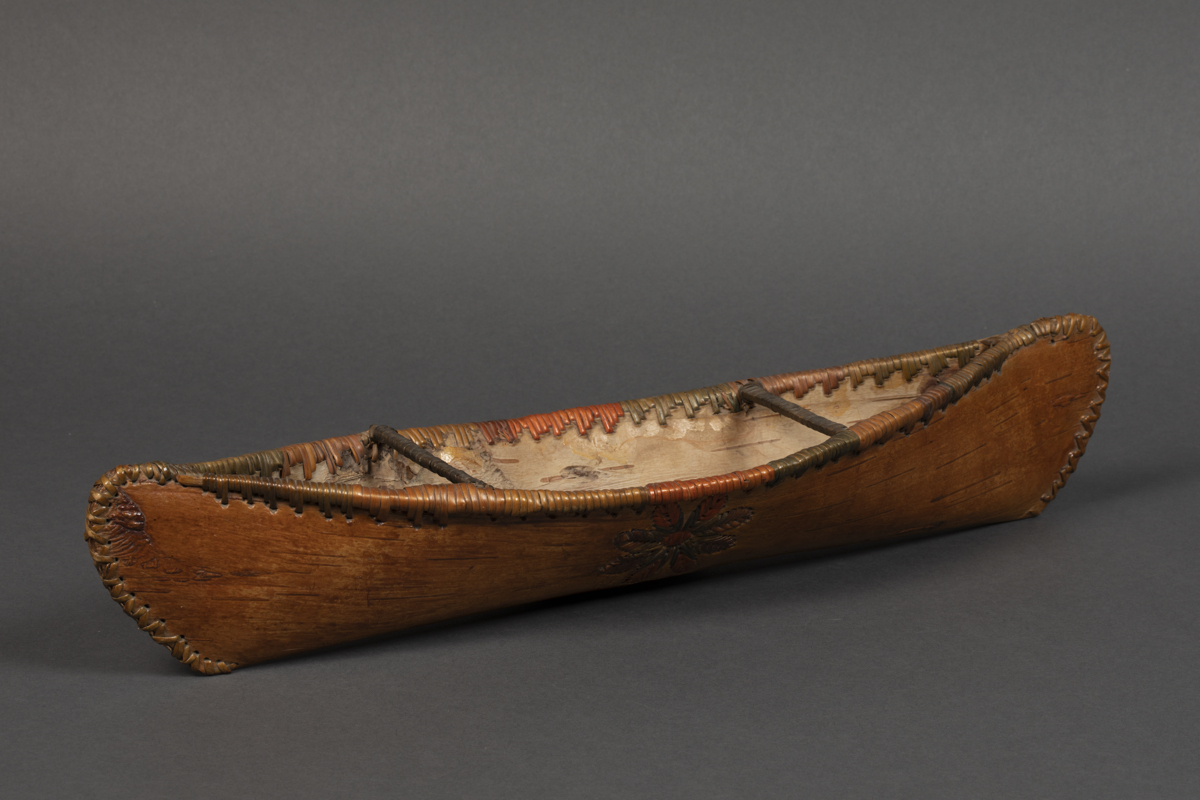 model canoe